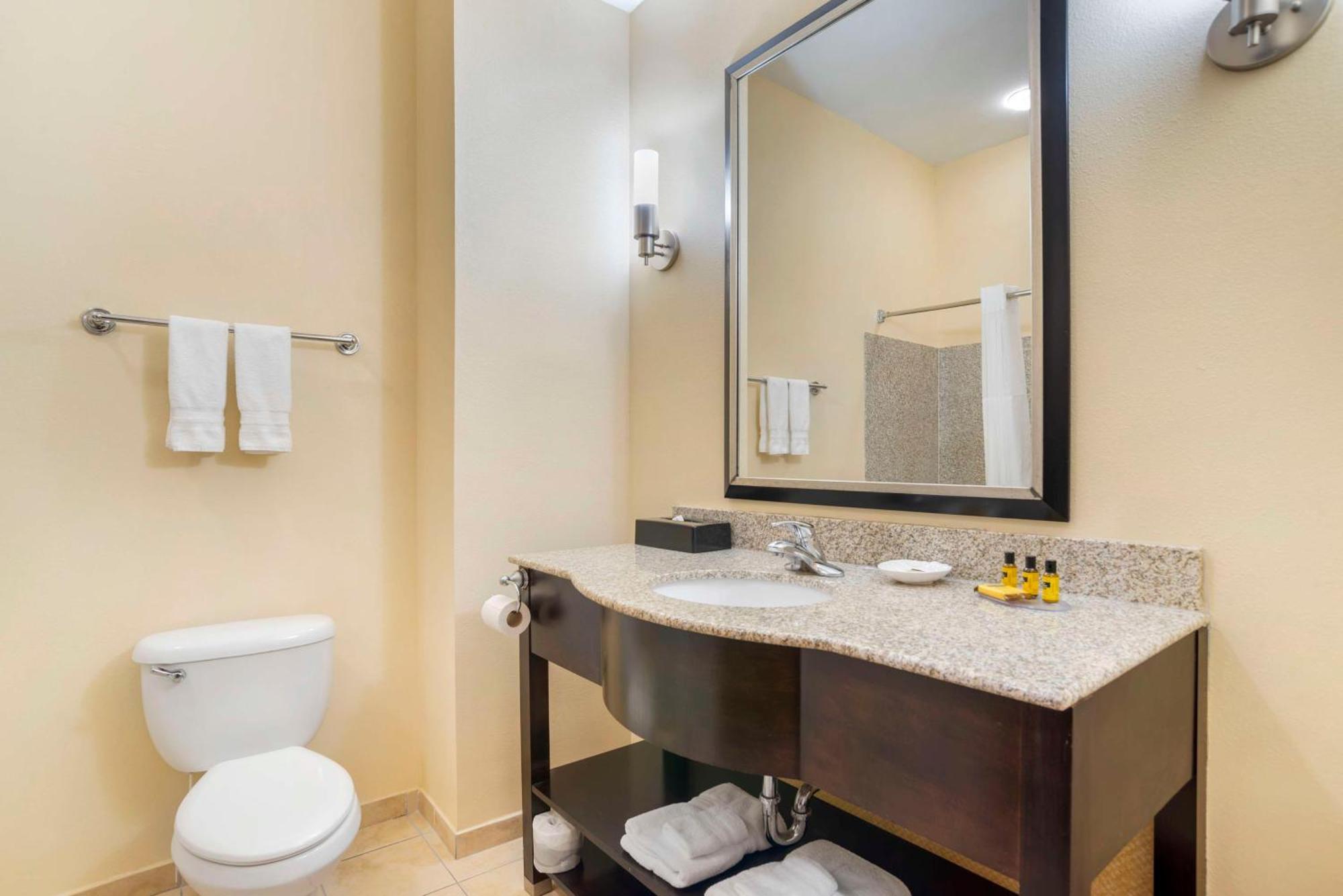 Best Western Plus Flowood Inn & Suites Exterior foto
